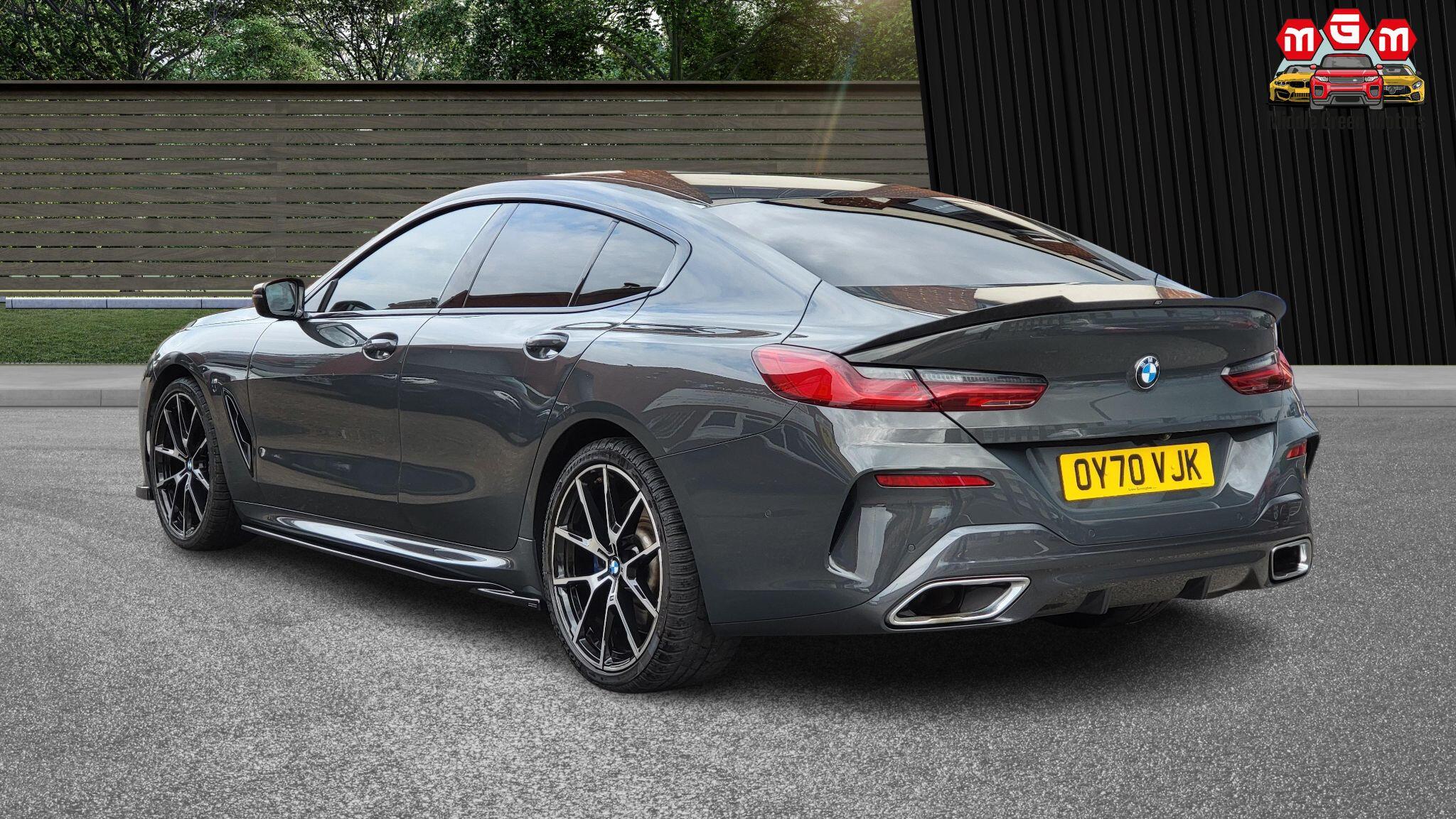 BMW 8 Series view 3