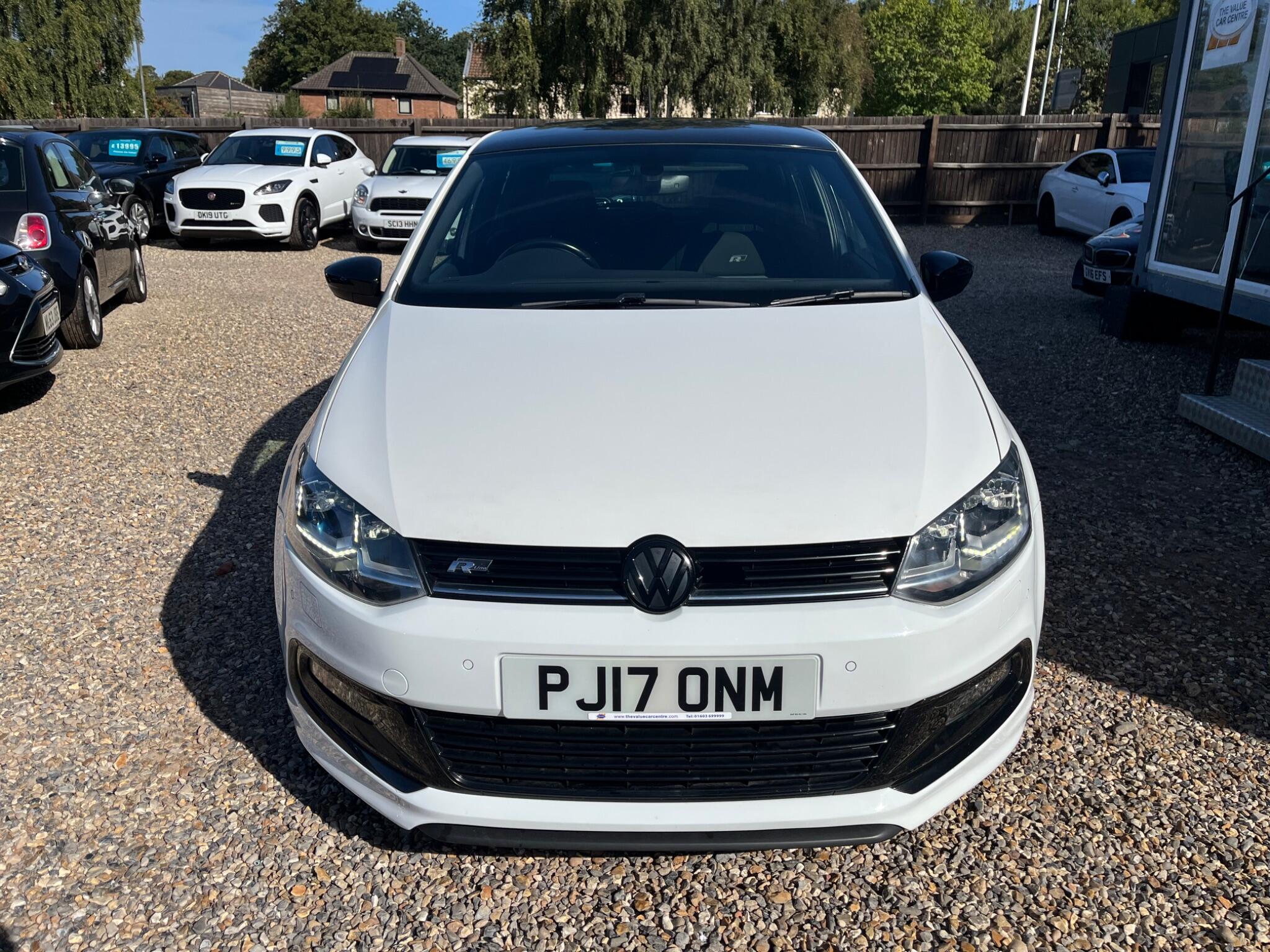 Volkswagen Polo view 2