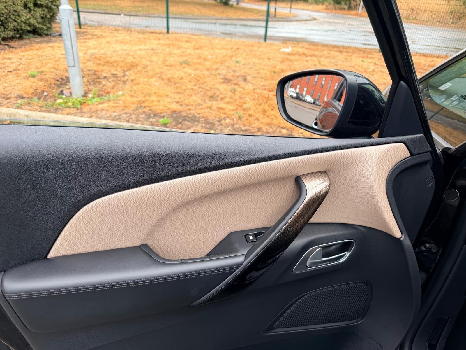 Citroen Grand C4 Picasso view 40