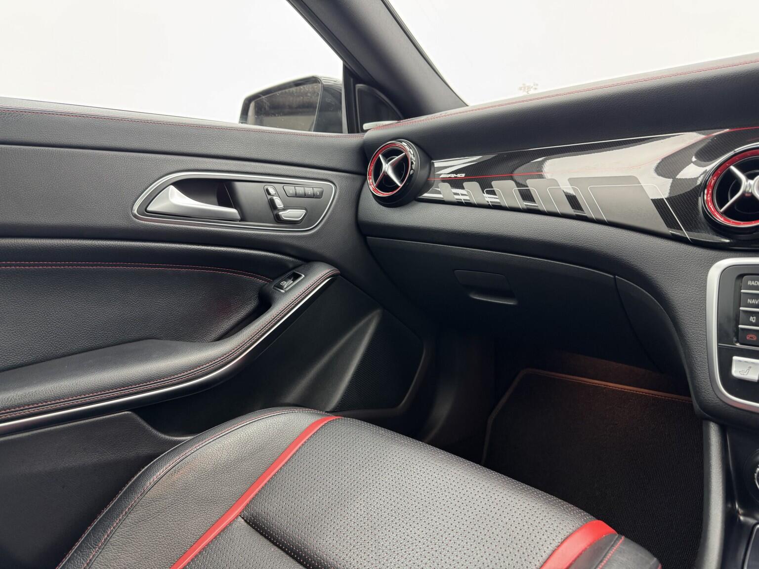 Mercedes-Benz Cla view 27