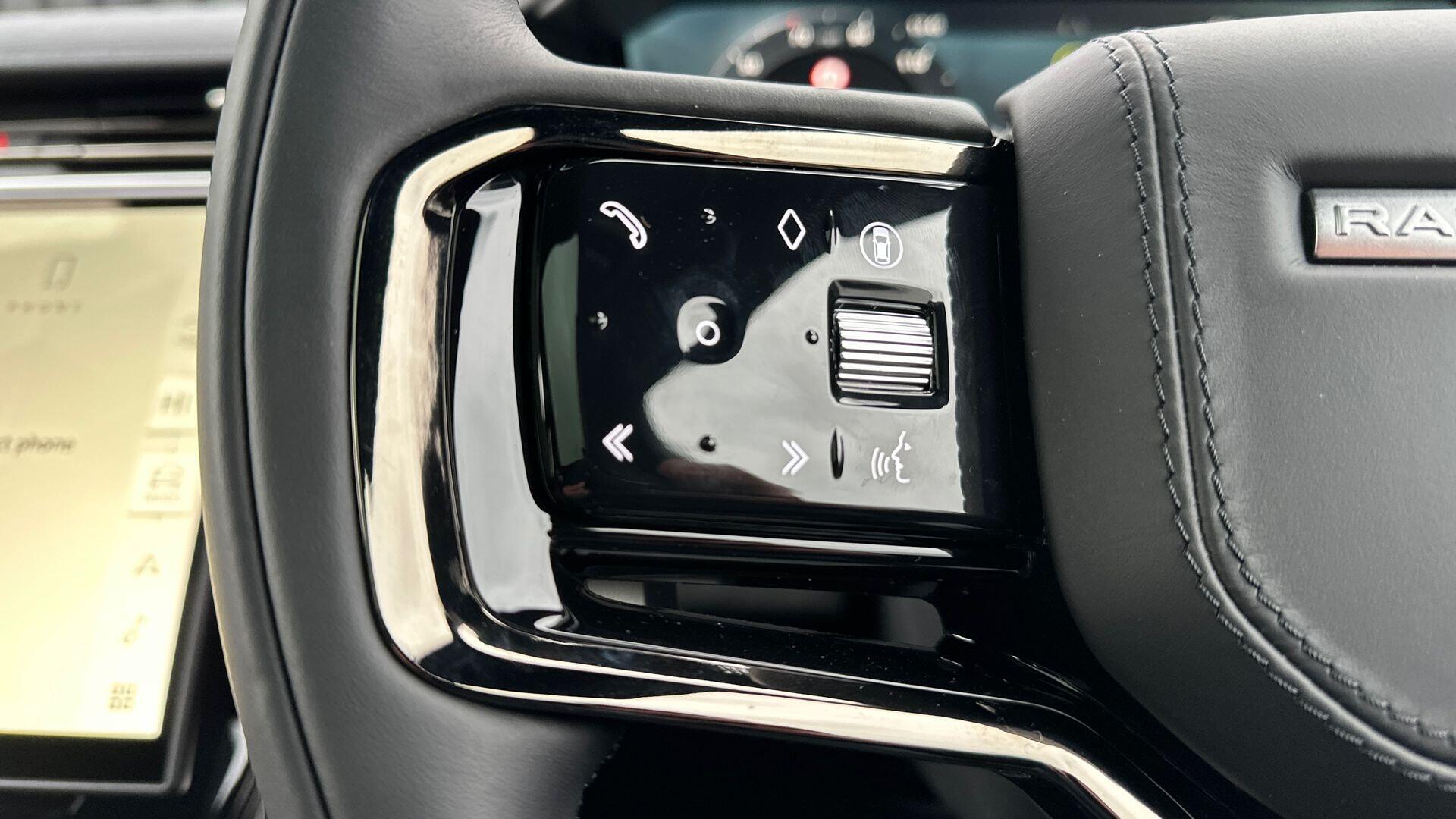 Land Rover Range Rover Sport view 30