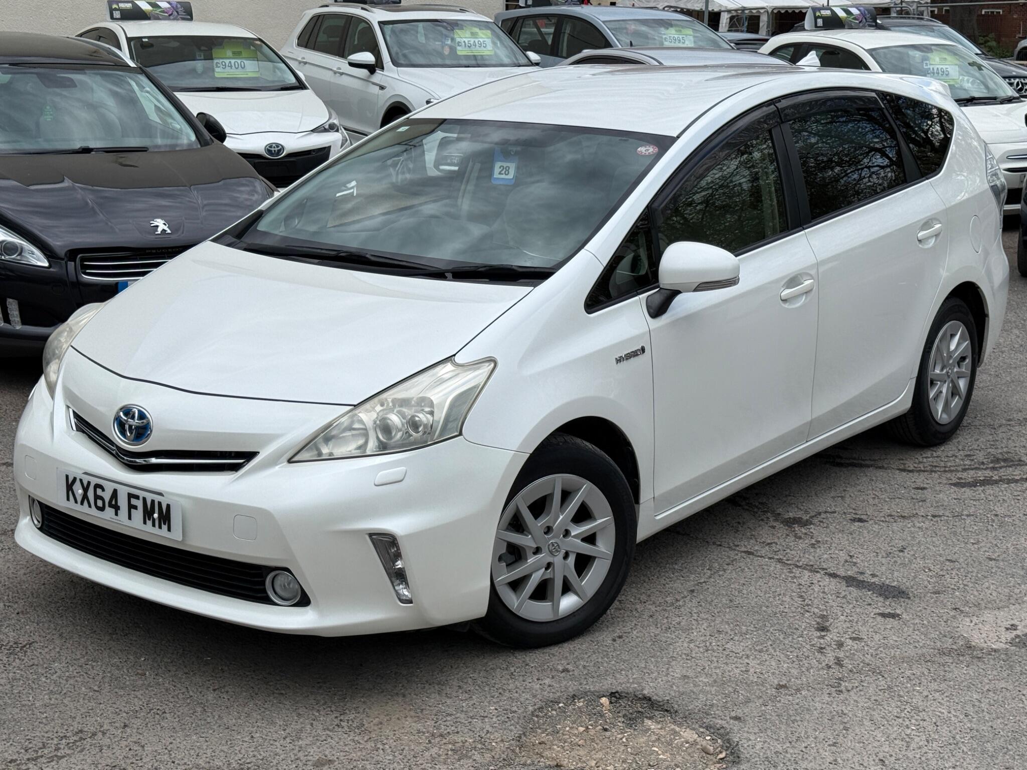 Toyota Prius - Image 10