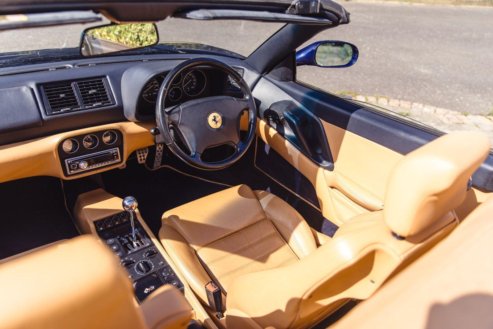 Ferrari F355 view 71