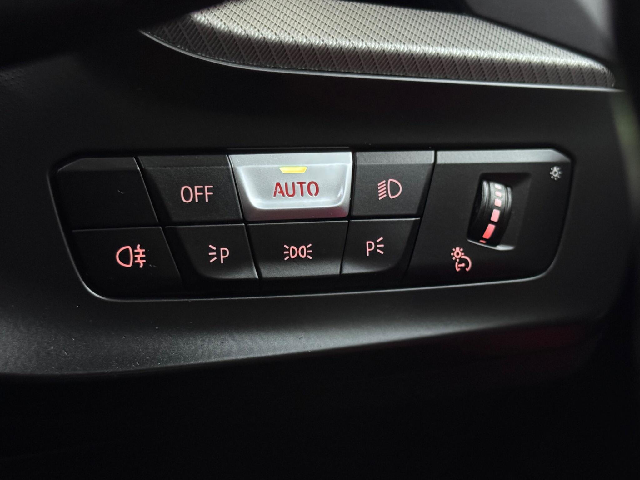 BMW 1 Series view 37