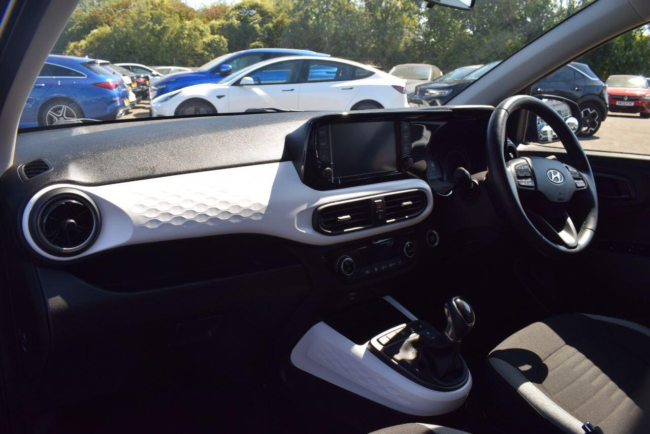 Hyundai I10 view 12