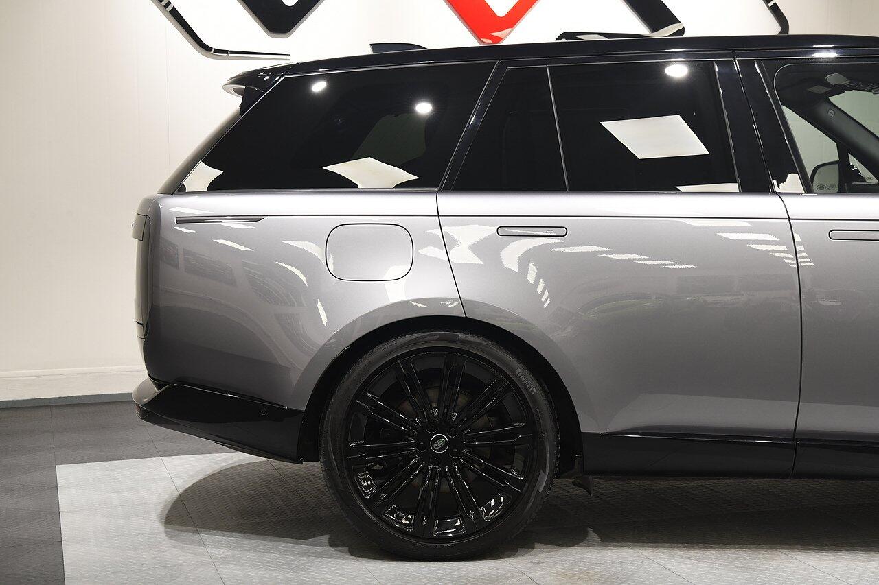 Land Rover Range Rover view 41