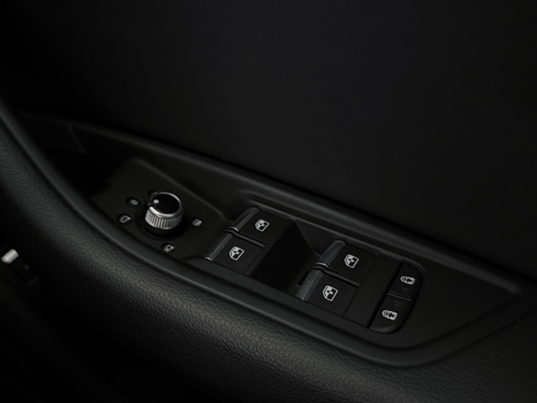 Audi A4 view 19