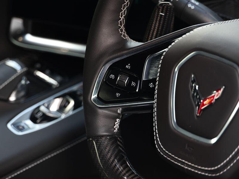 Chevrolet Corvette view 10