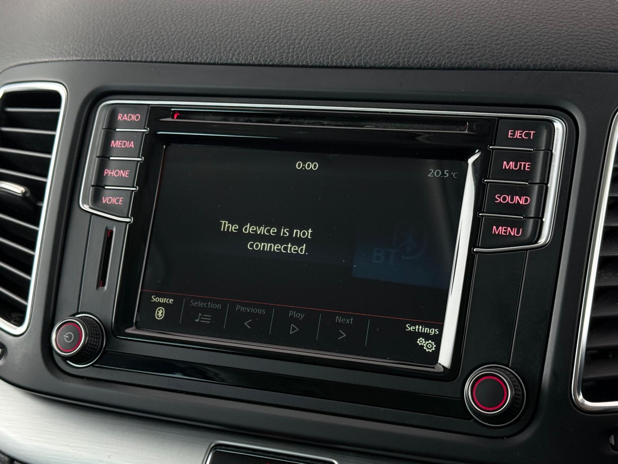 Volkswagen Sharan view 23
