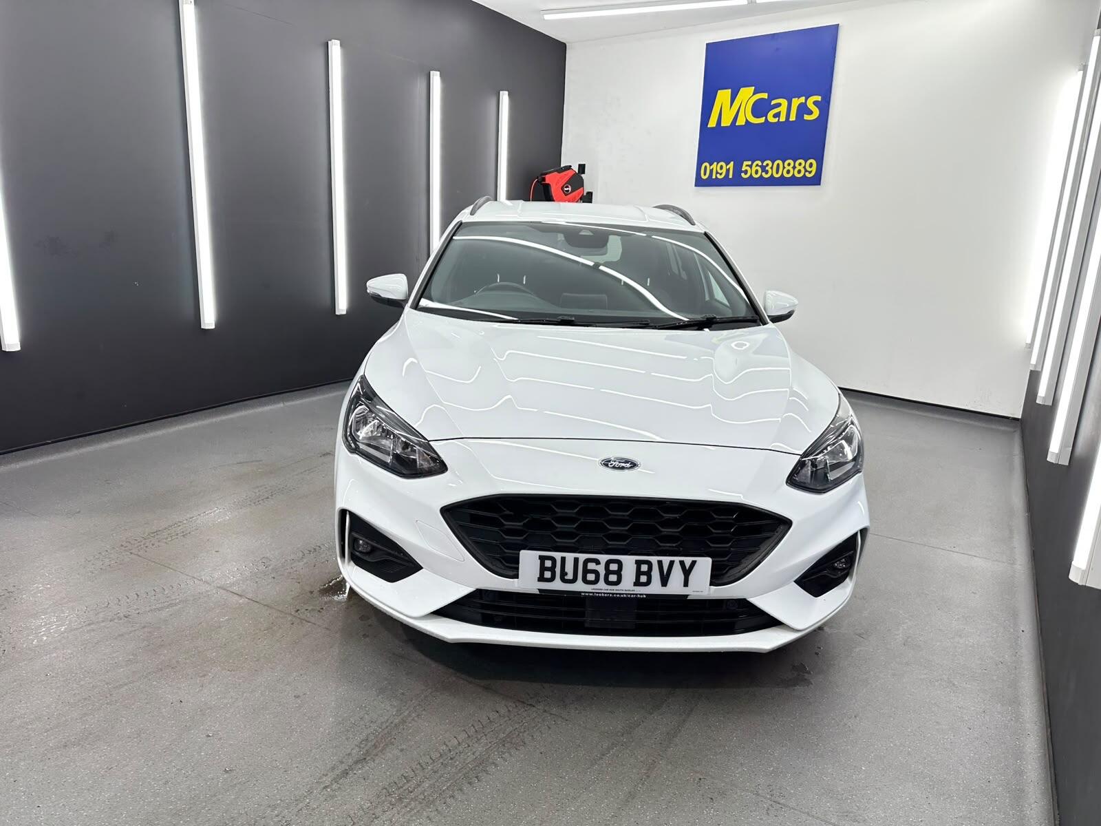 Ford Focus view 7
