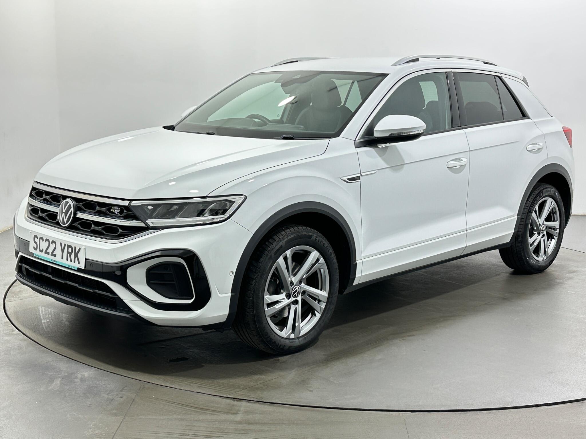 Volkswagen T-Roc view 4