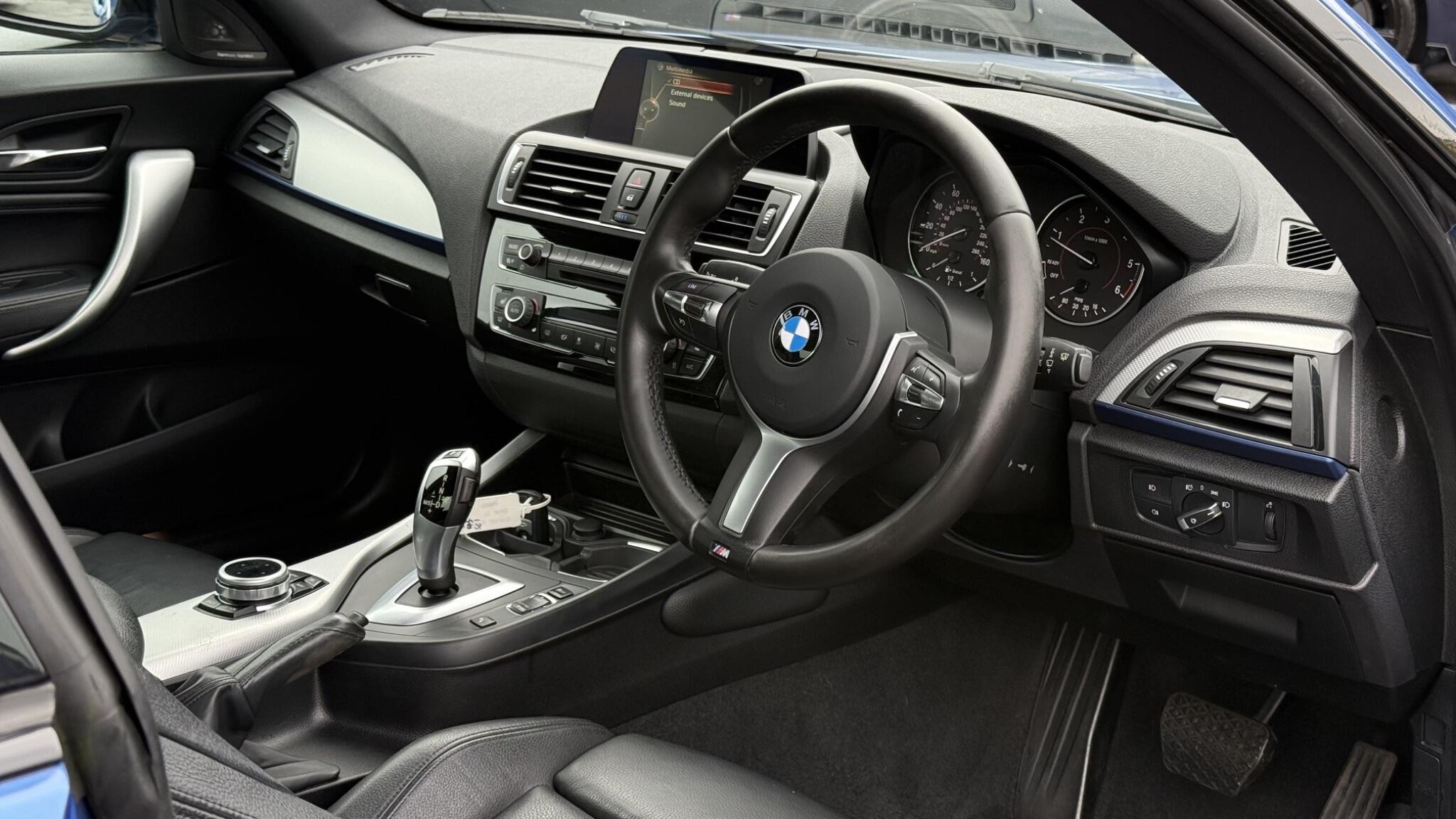 BMW 2 Series view 22