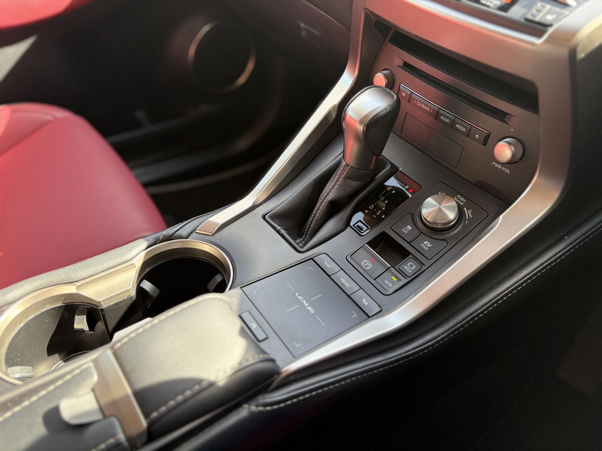 Lexus NX view 22