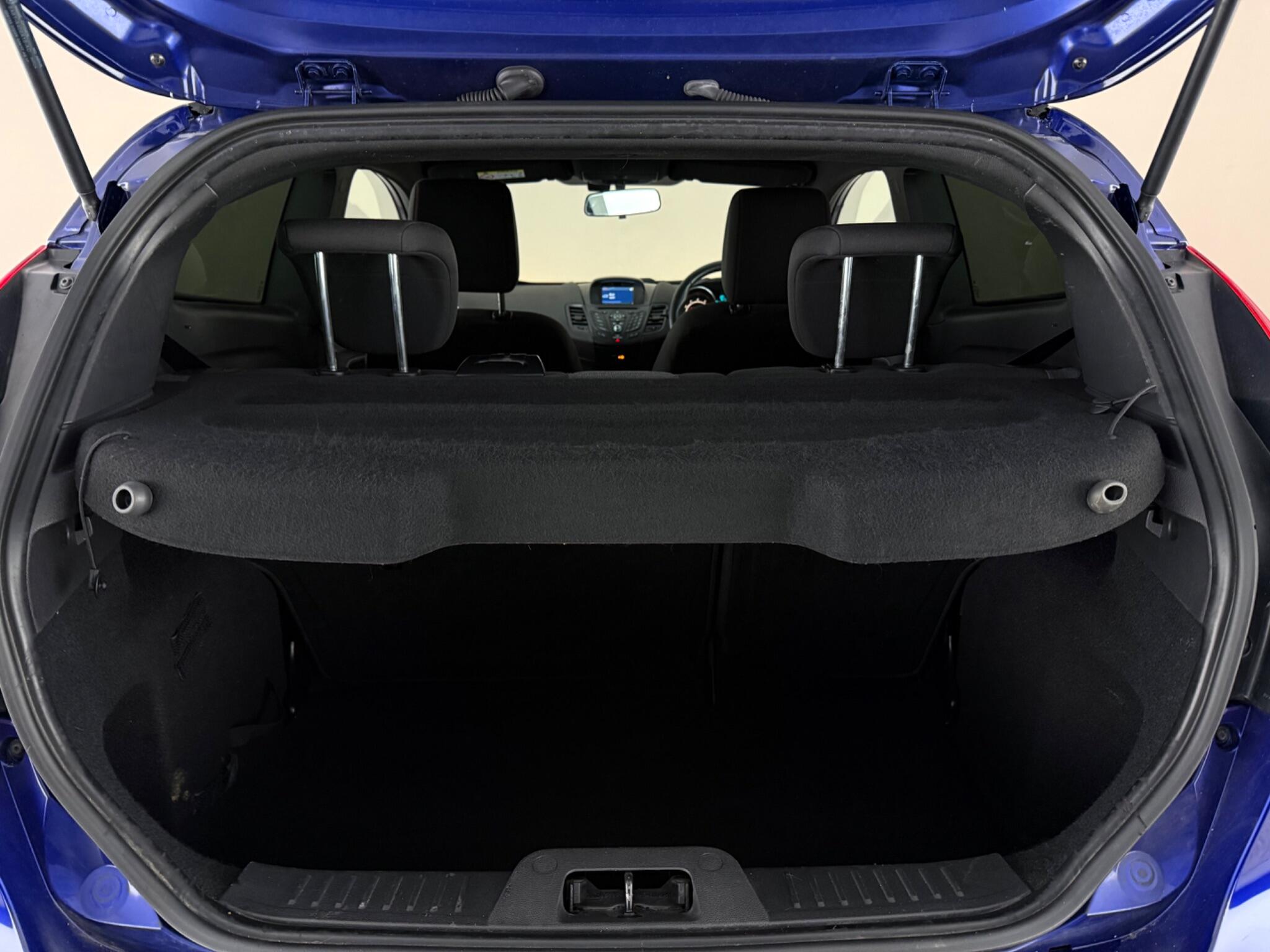 Ford Fiesta view 10