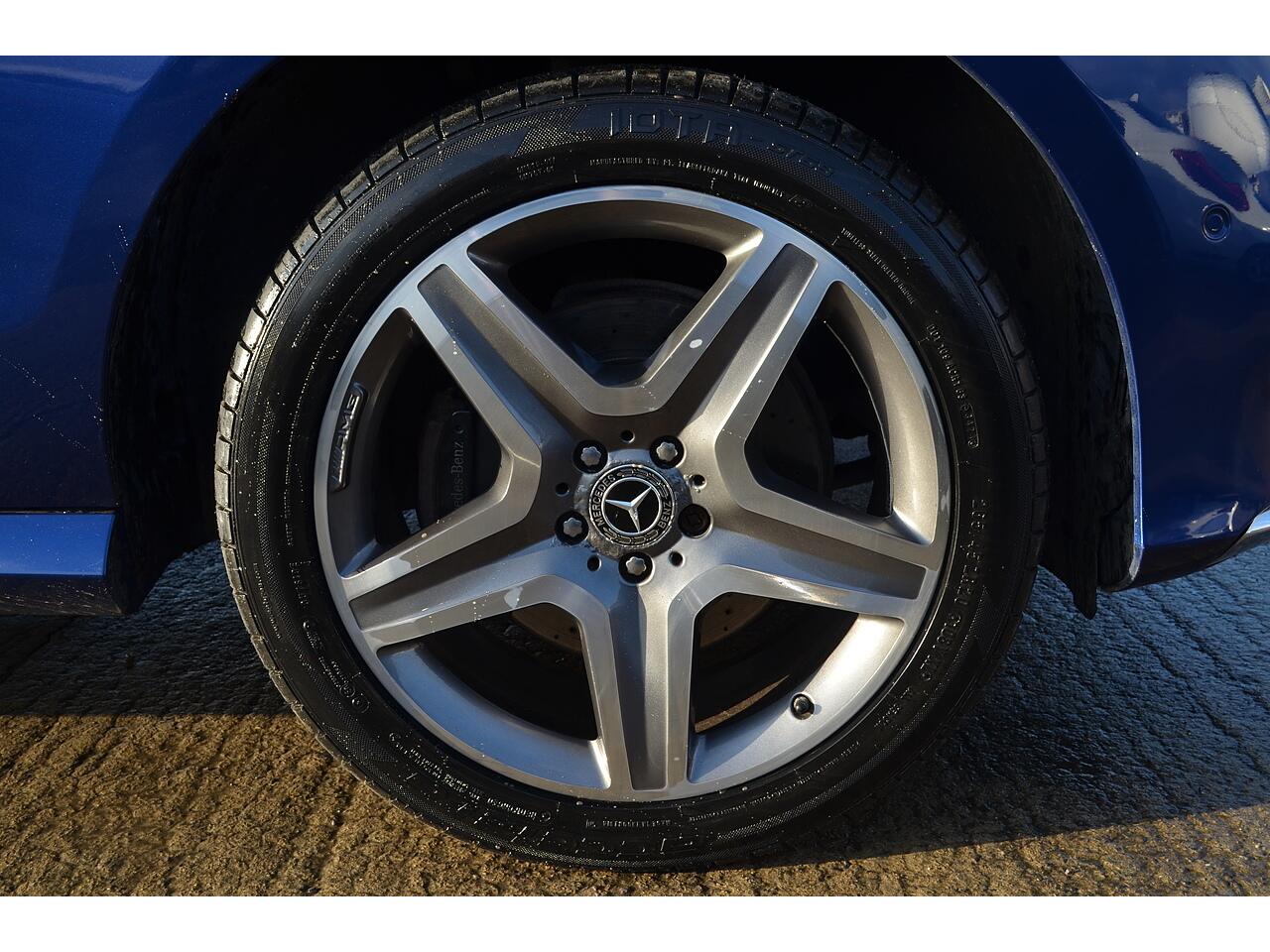 Mercedes-Benz Gle view 57