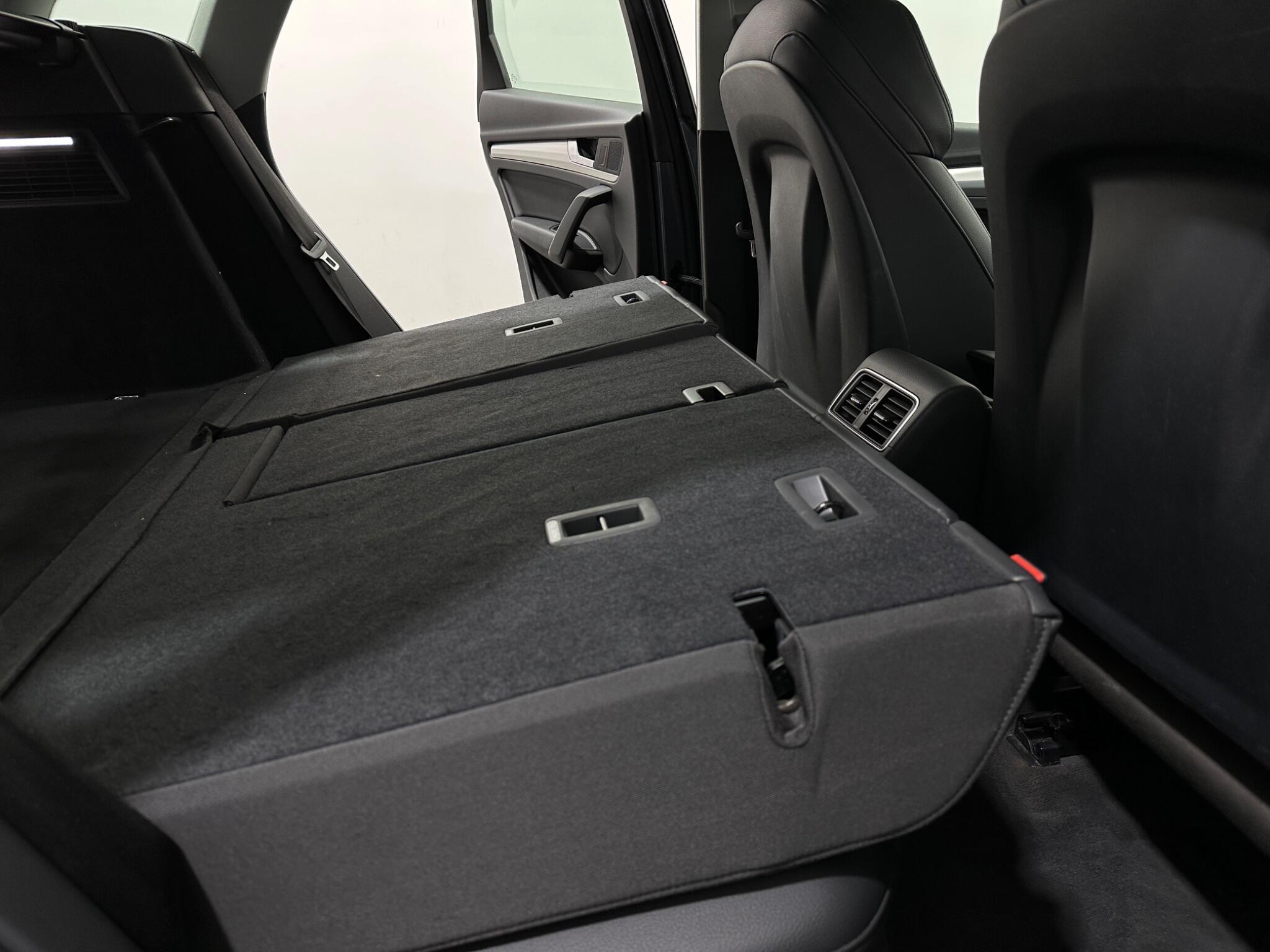 Audi Q5 view 48