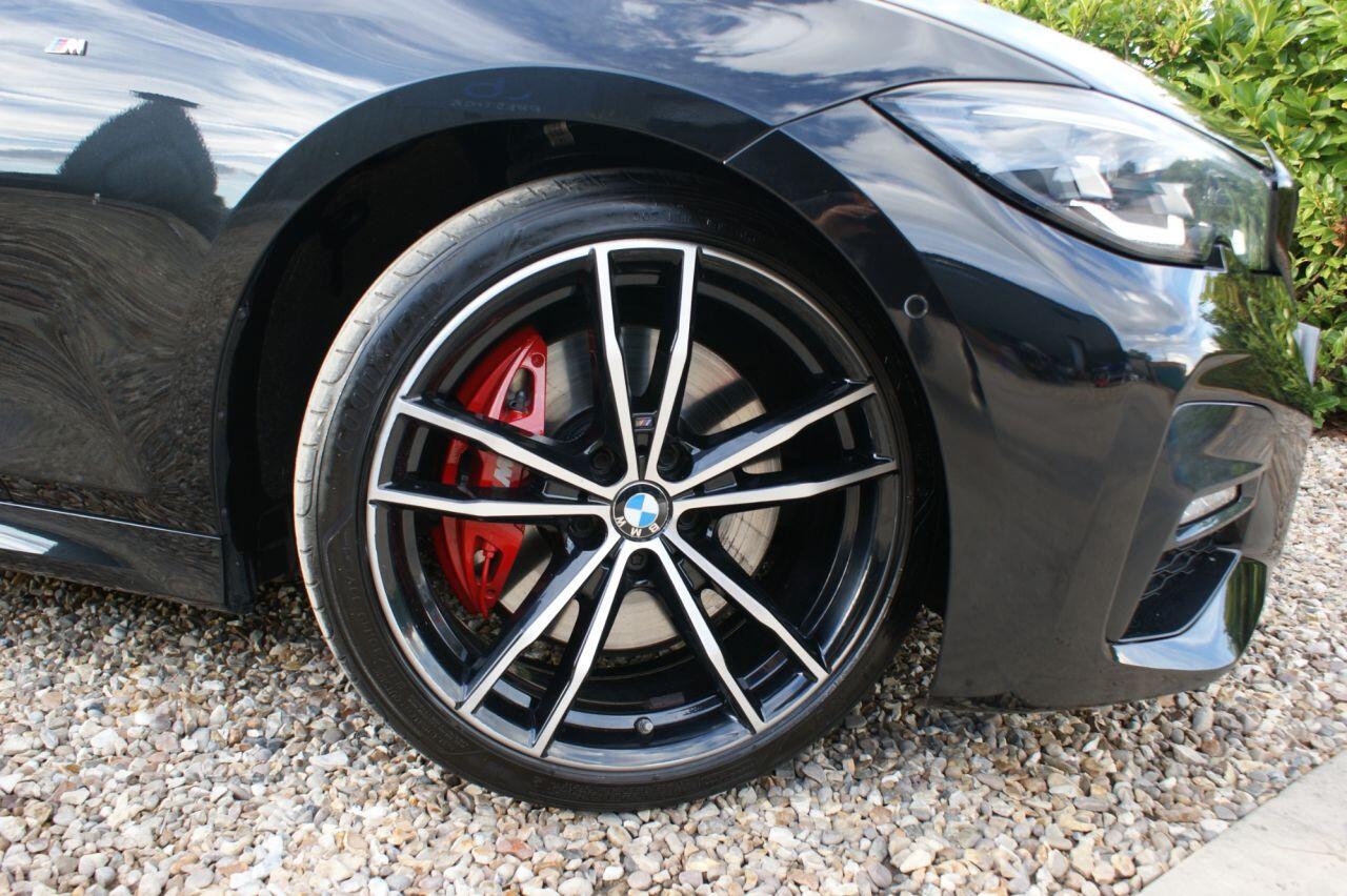 BMW 3 Series view 10