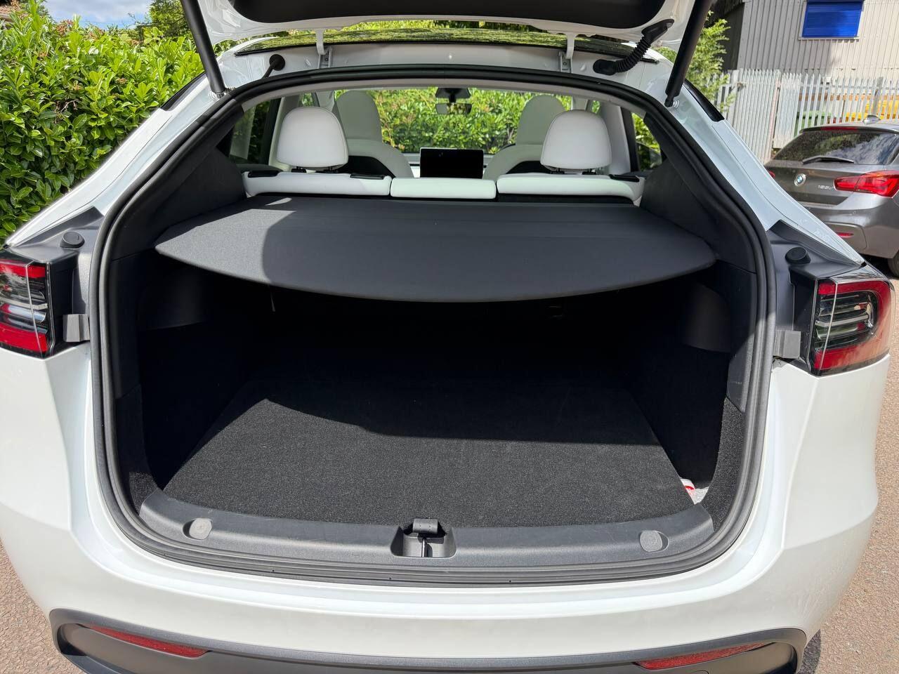 Tesla Model Y view 66
