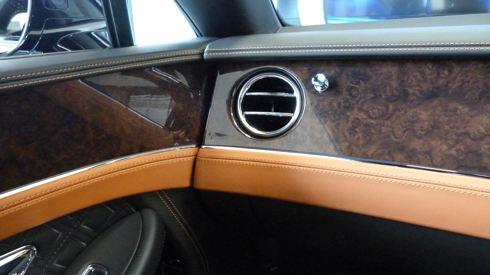 Bentley Continental view 31