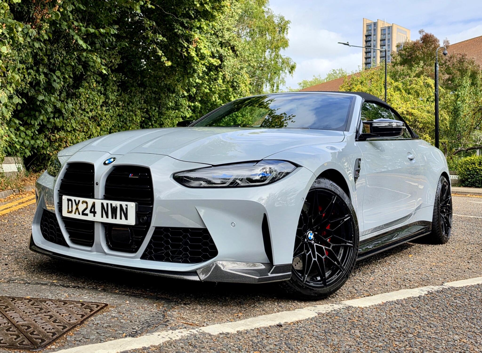 BMW M4 view 12