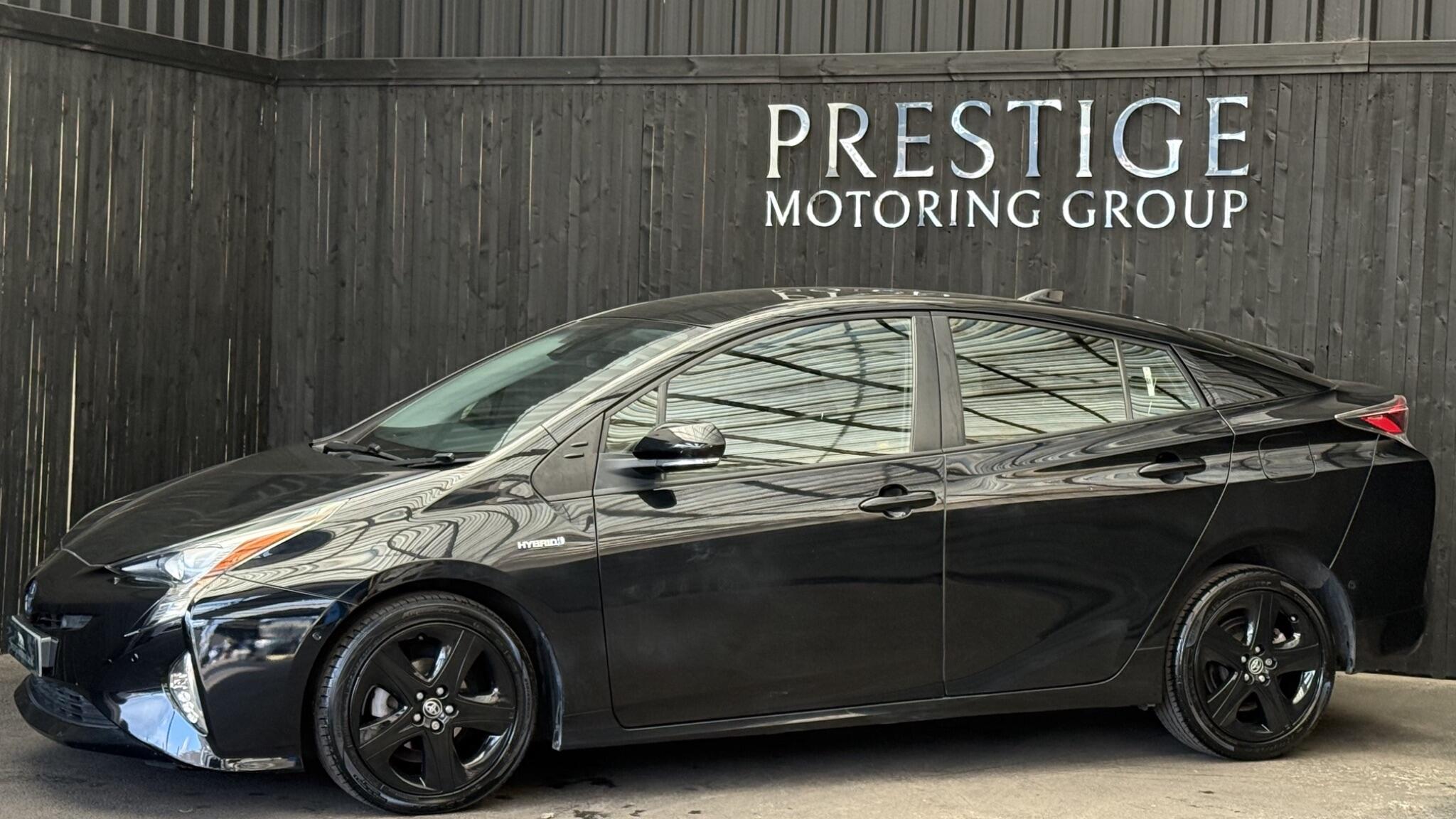 Toyota Prius view 7