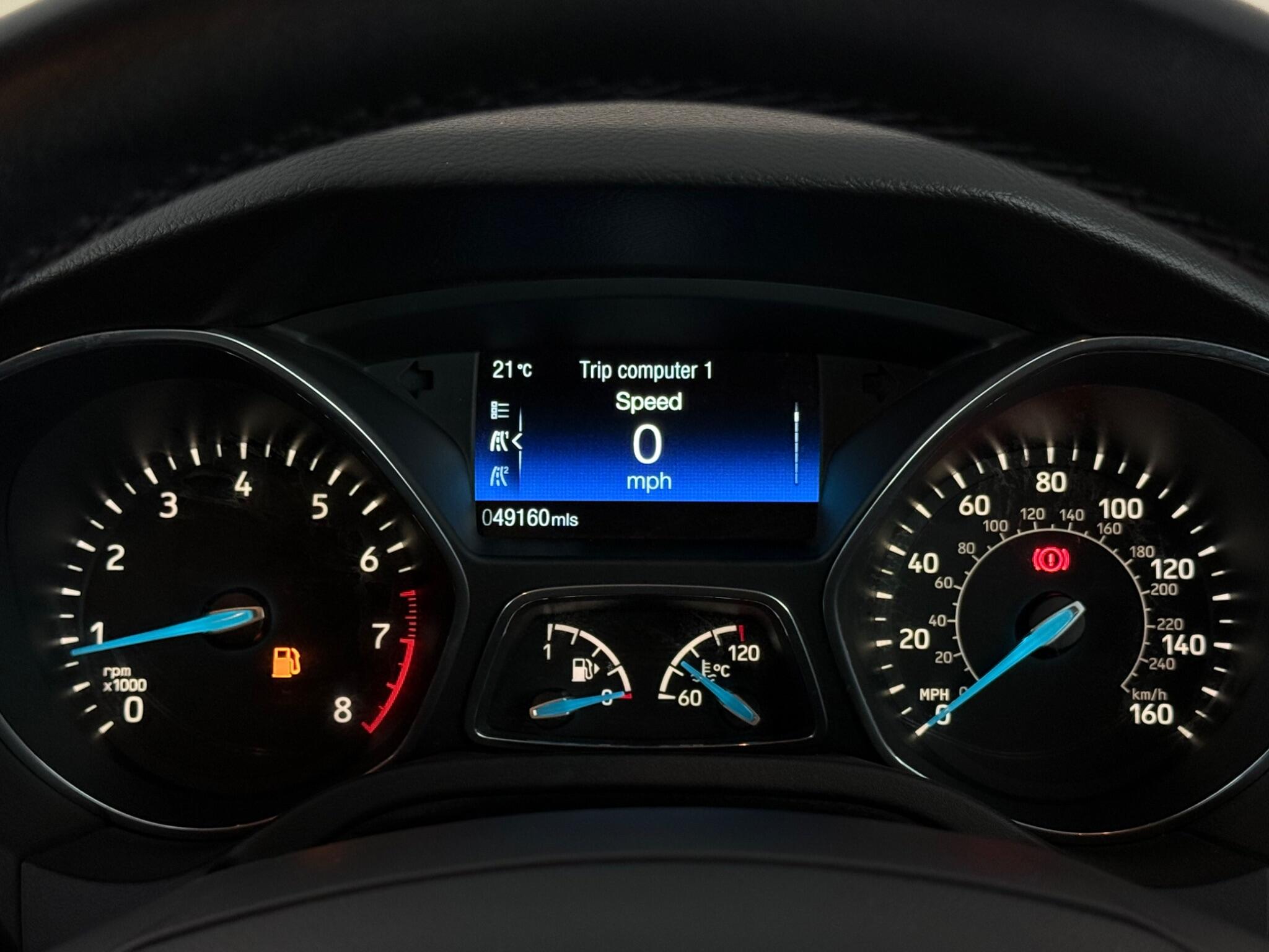 Ford Focus view 15