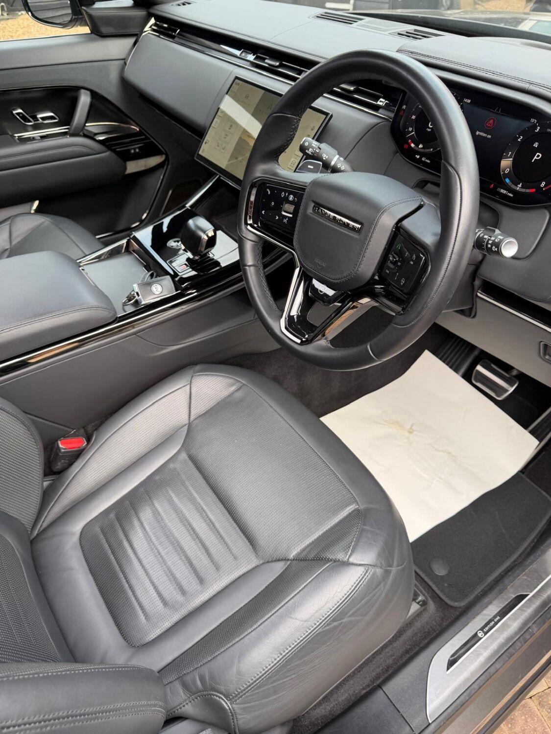 Land Rover Range Rover Sport view 26