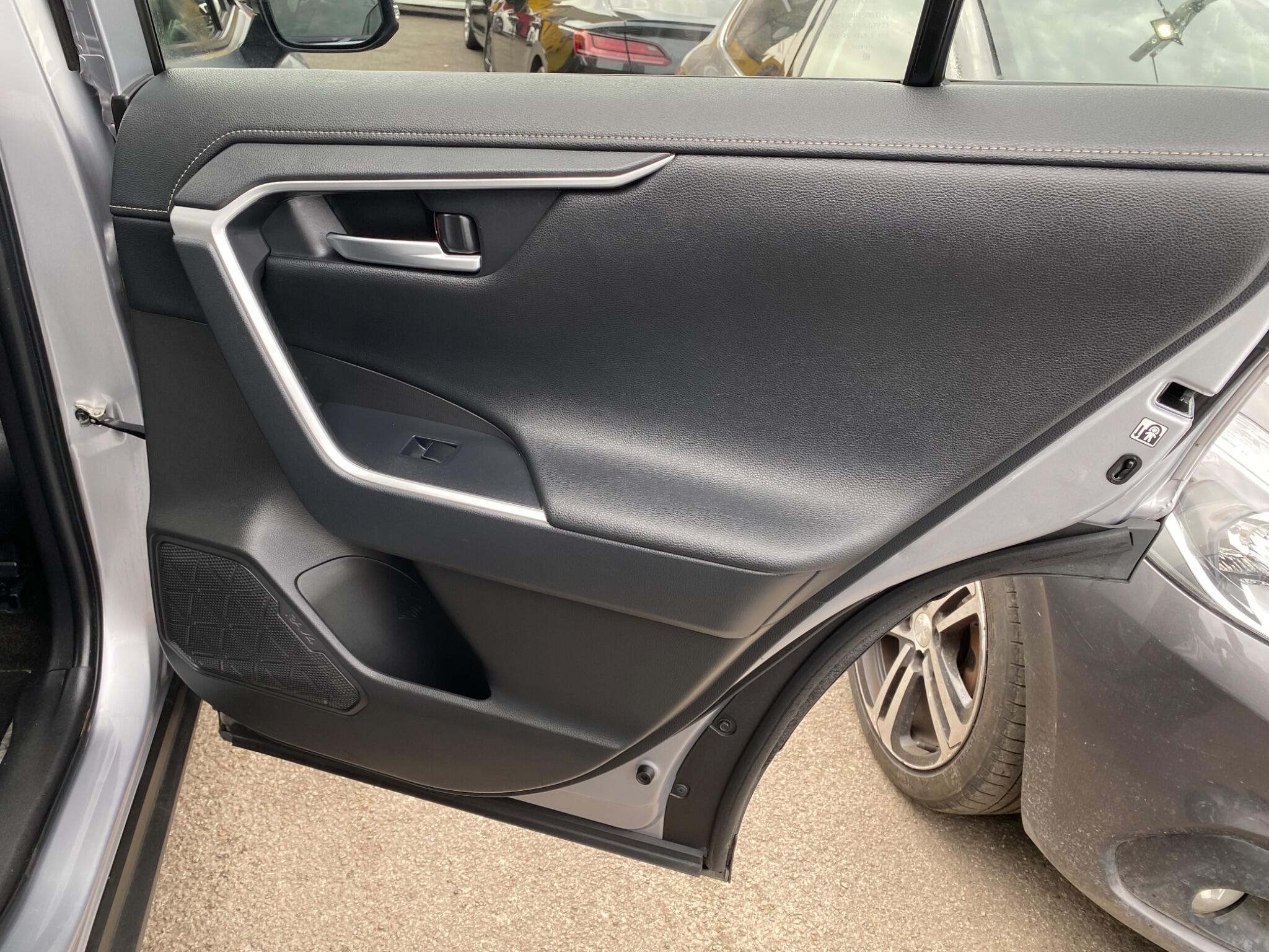 Toyota Rav4 view 33
