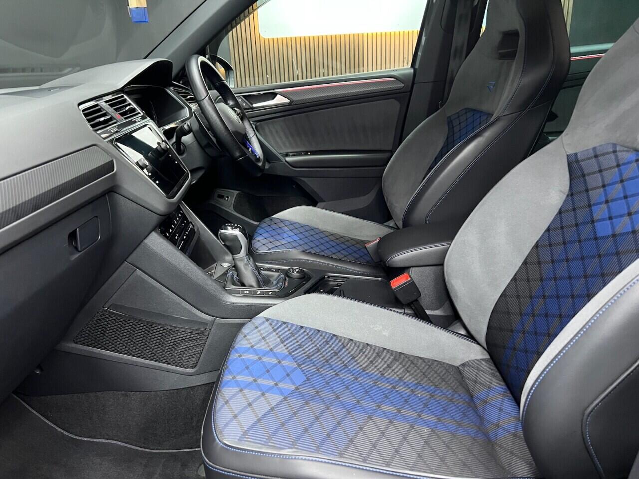 Volkswagen Tiguan view 30