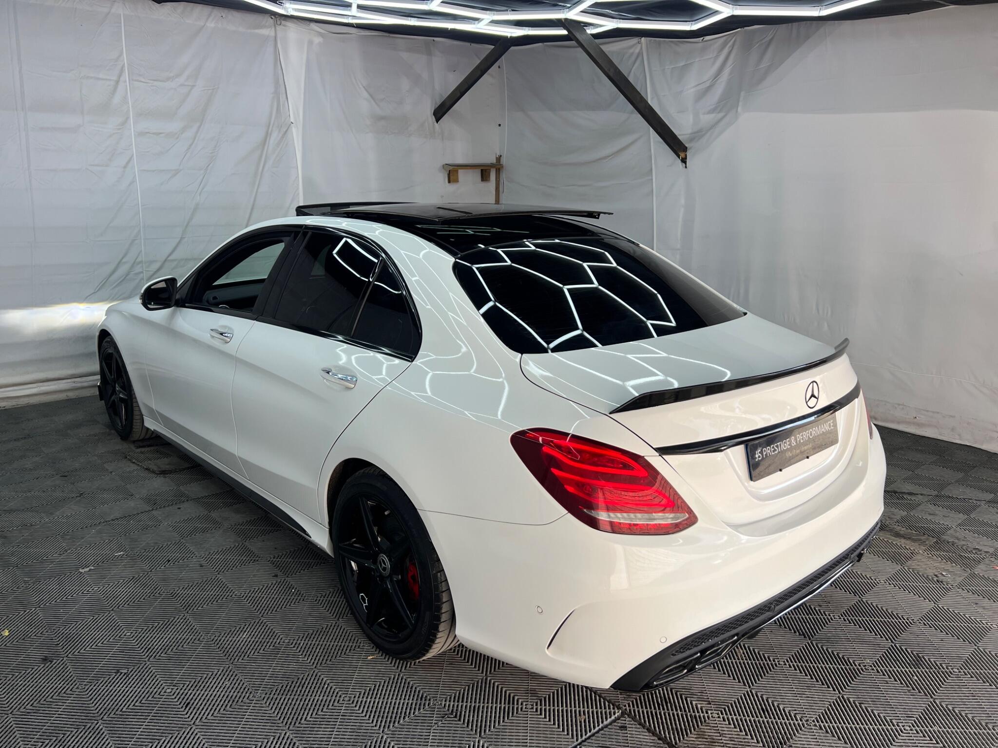 Mercedes-Benz C Class view 4