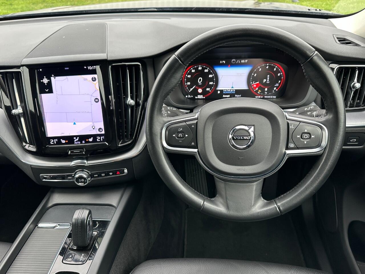 Volvo XC60 view 13
