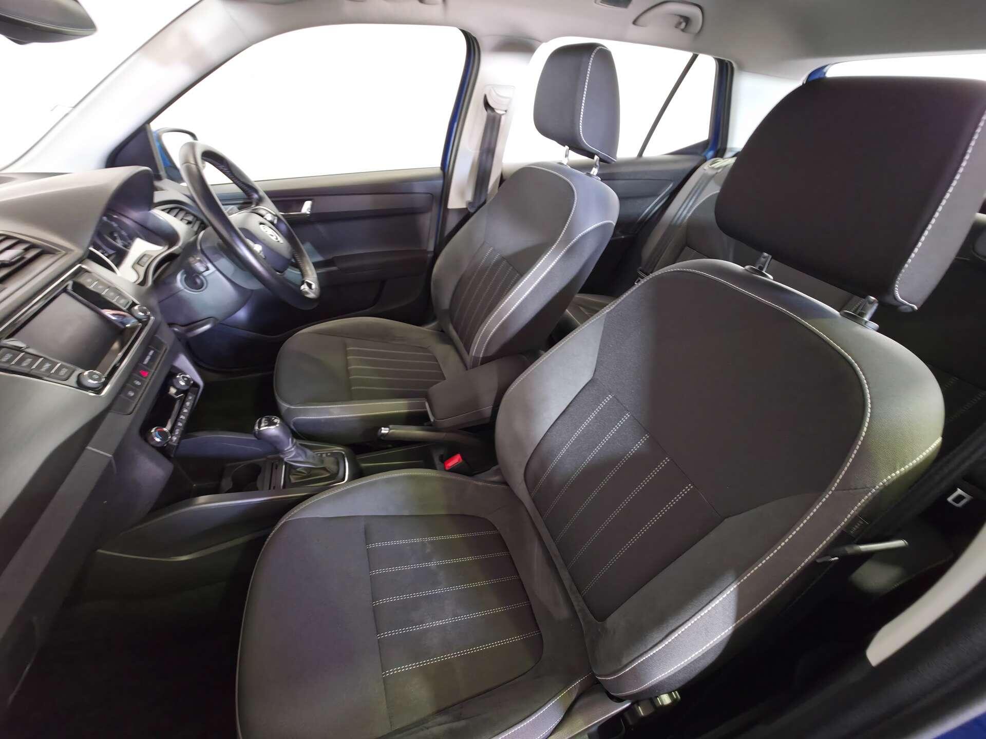Skoda Fabia view 52
