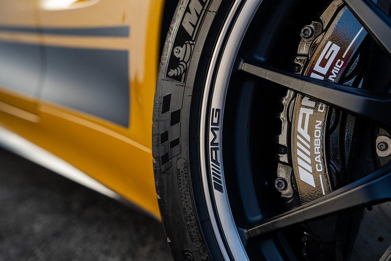 Mercedes-Benz Amg GT view 34