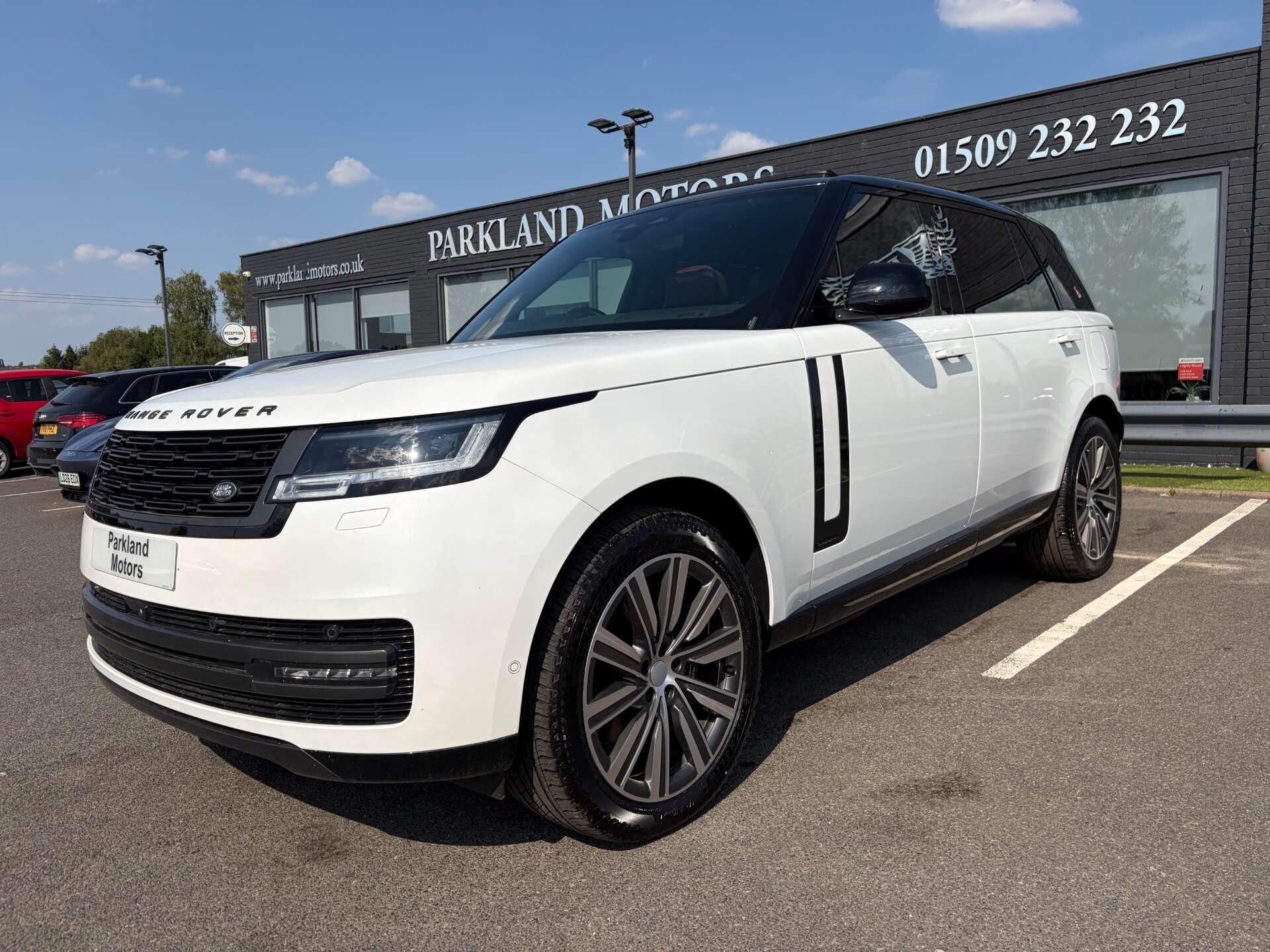 Land Rover Range Rover view 4