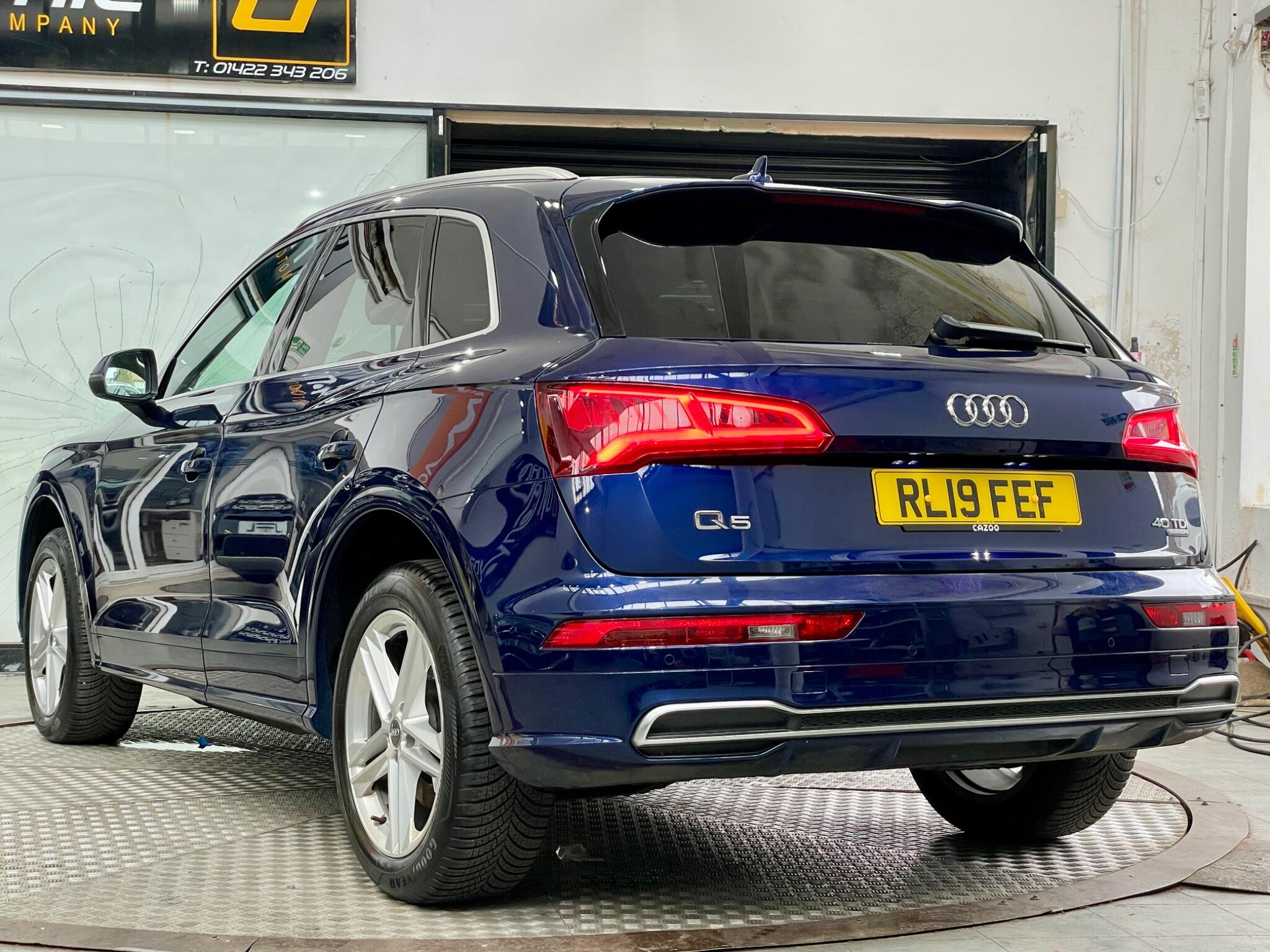 Audi Q5 view 5
