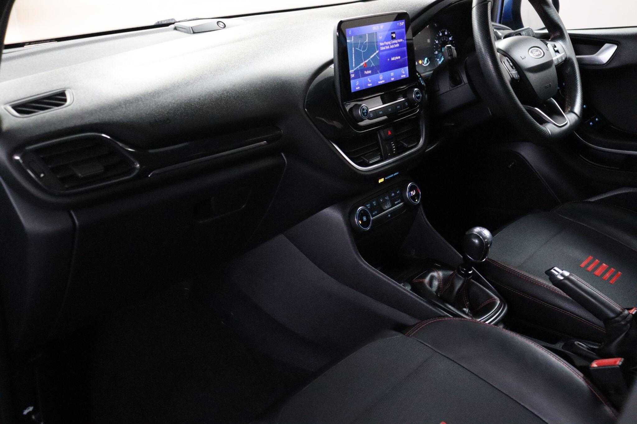 Ford Fiesta view 34