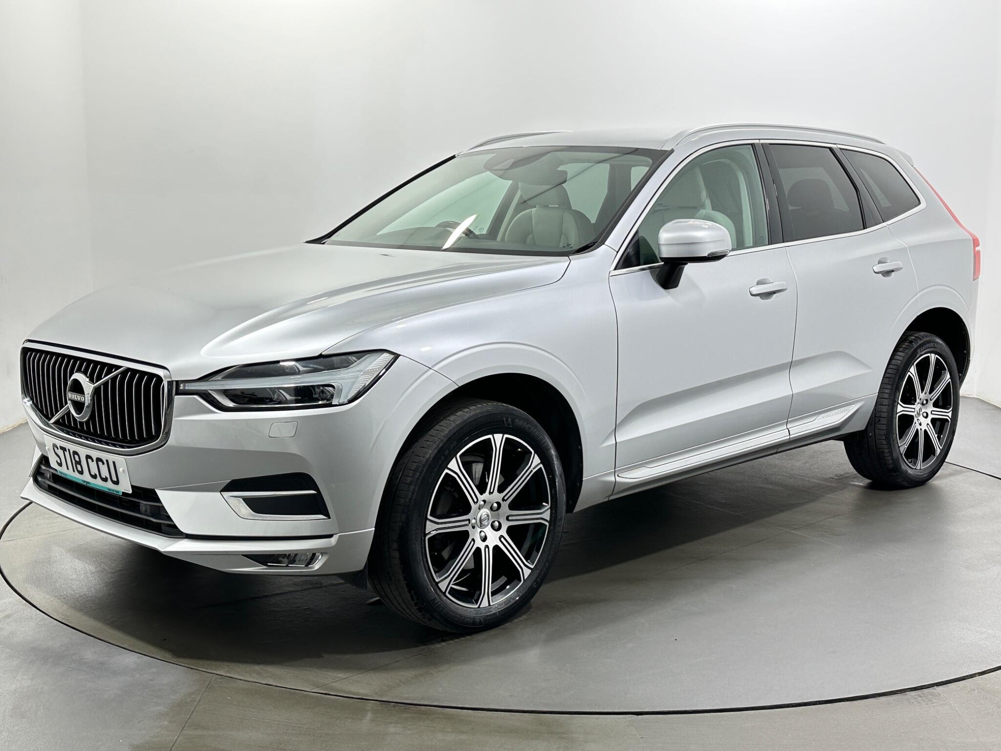 Volvo XC60 view 4