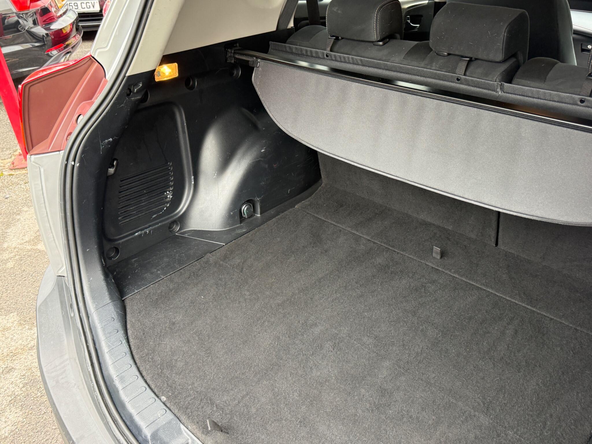 Toyota RAV4 - Image 47