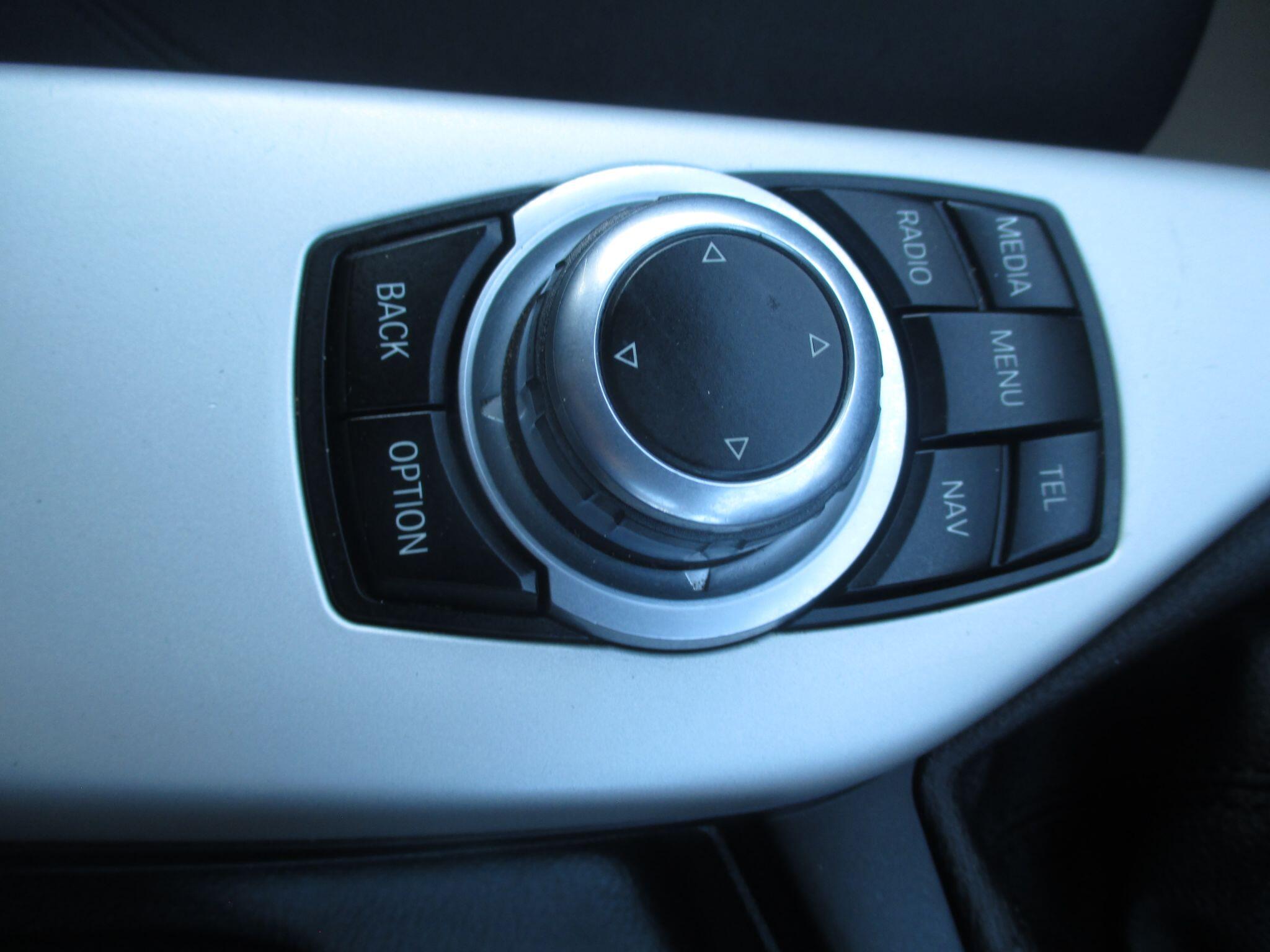 BMW 1 Series view 45