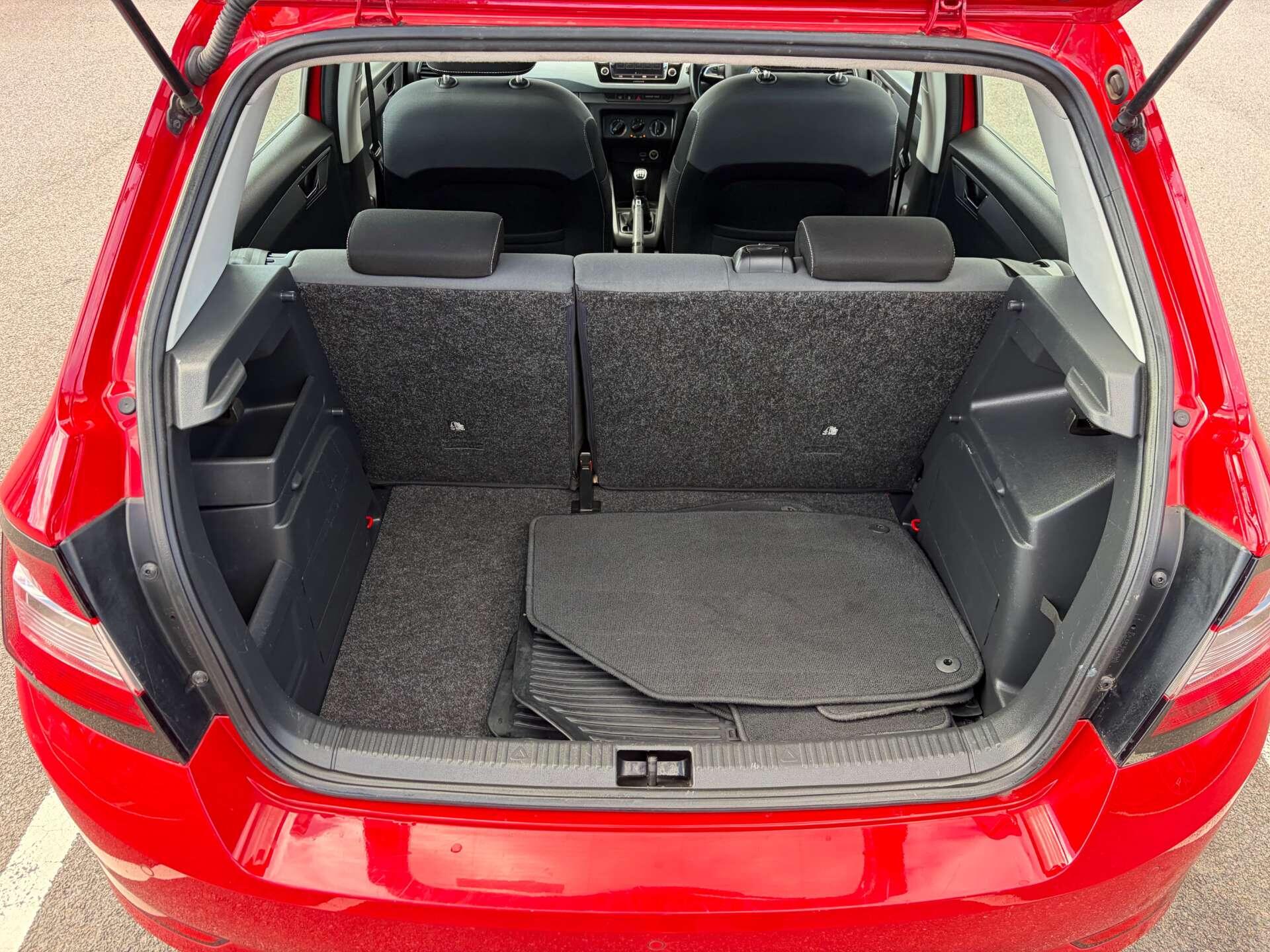 Skoda Fabia view 25