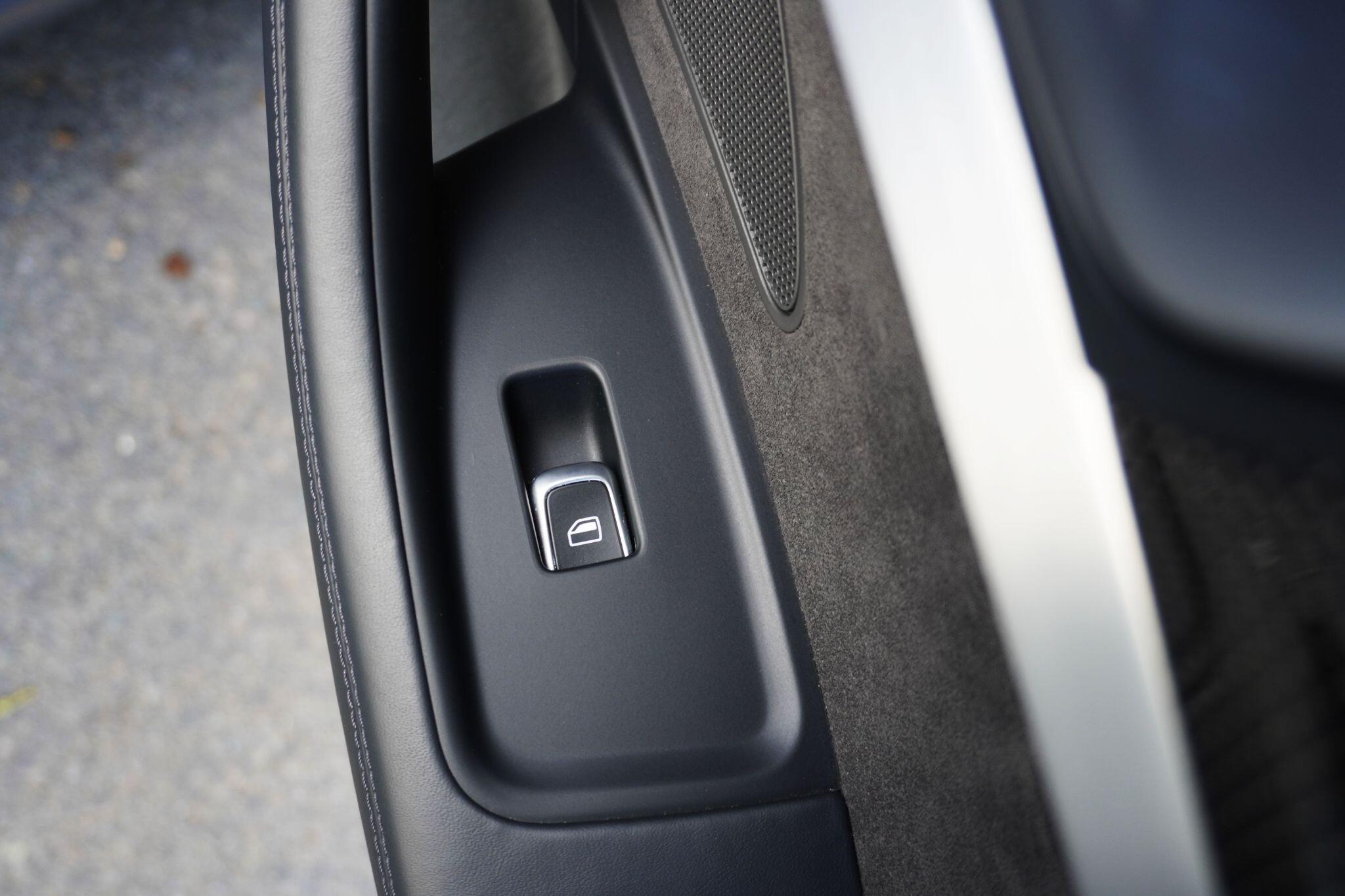 Audi S8 view 47