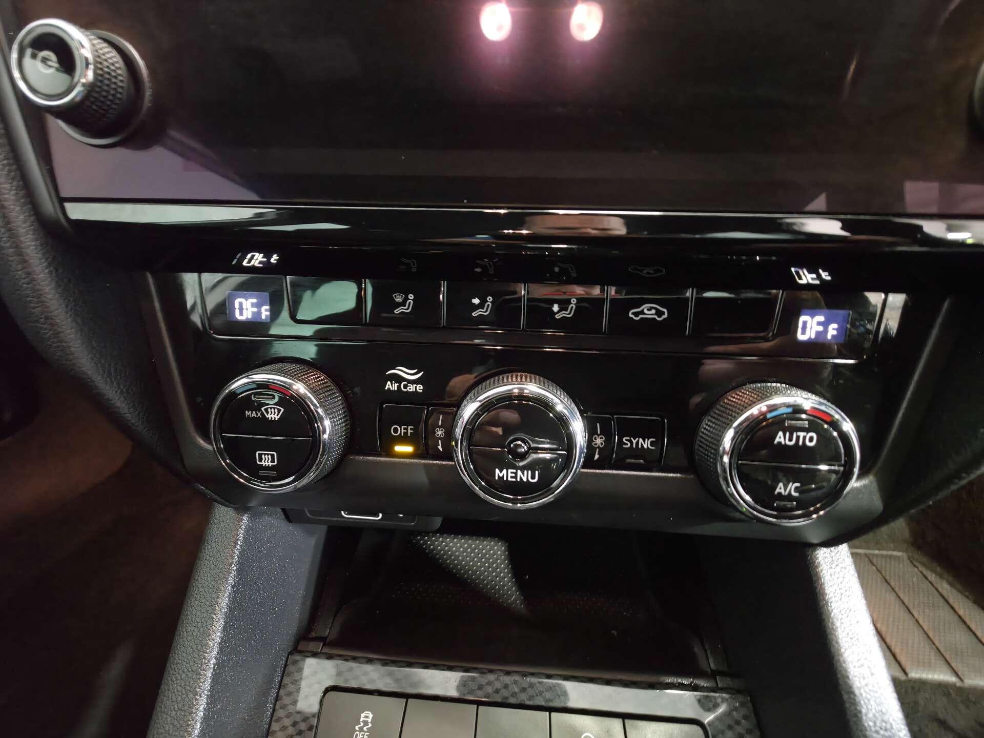 Skoda Octavia view 24