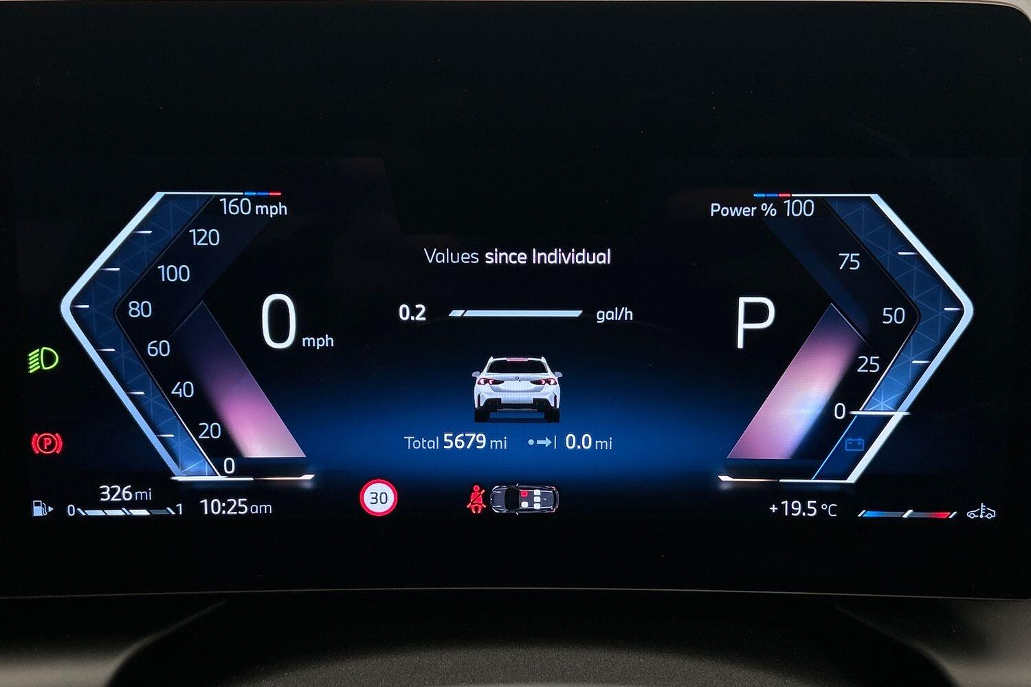 BMW 1 Series view 10