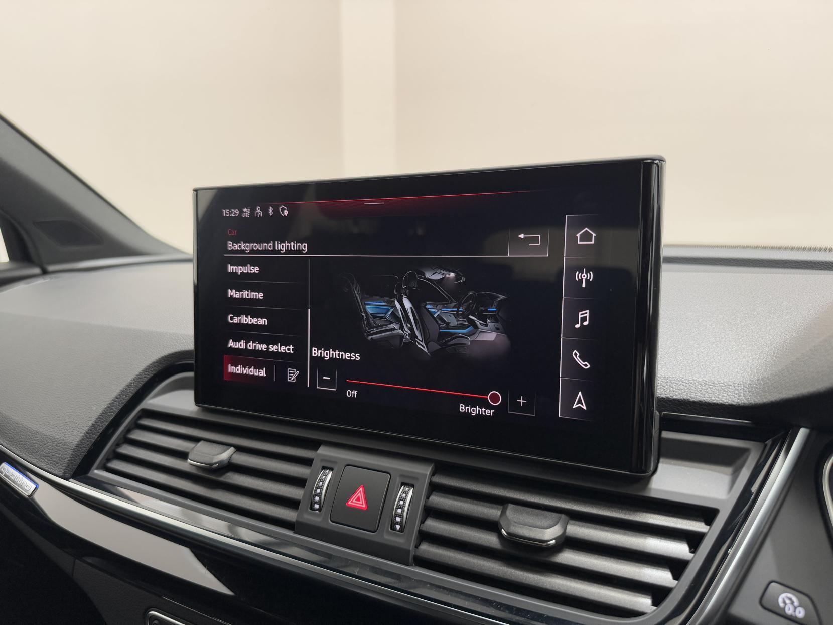 Audi Q5 view 27
