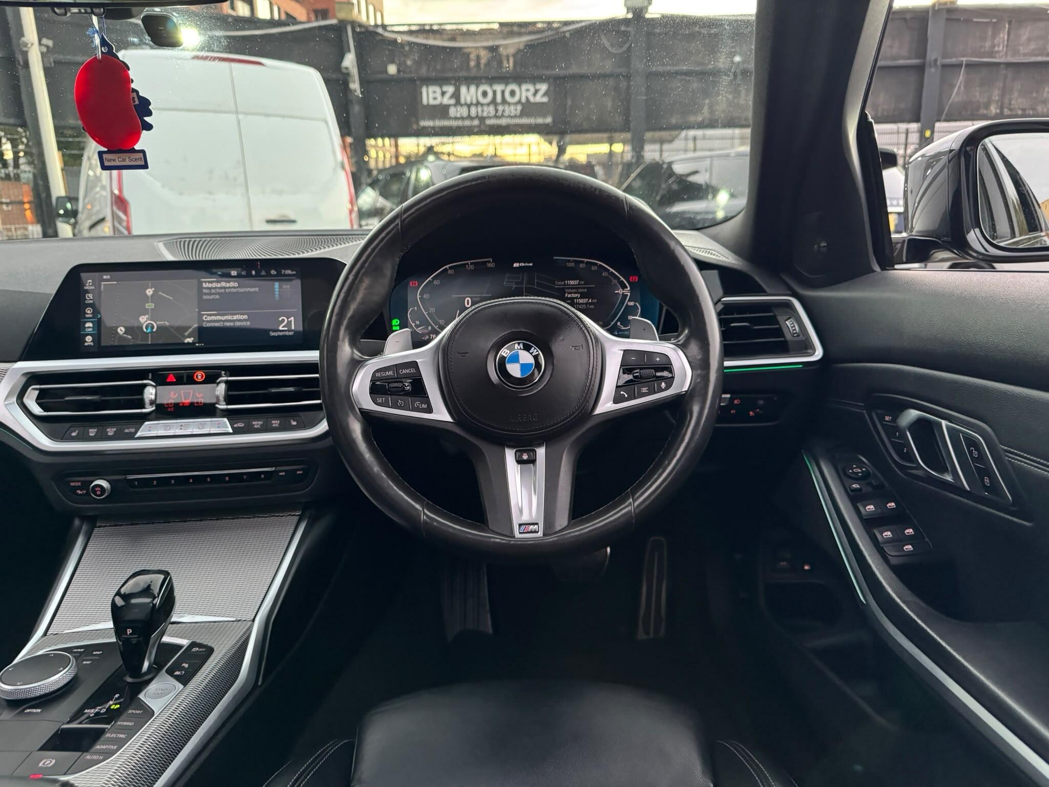BMW 3 Series view 89