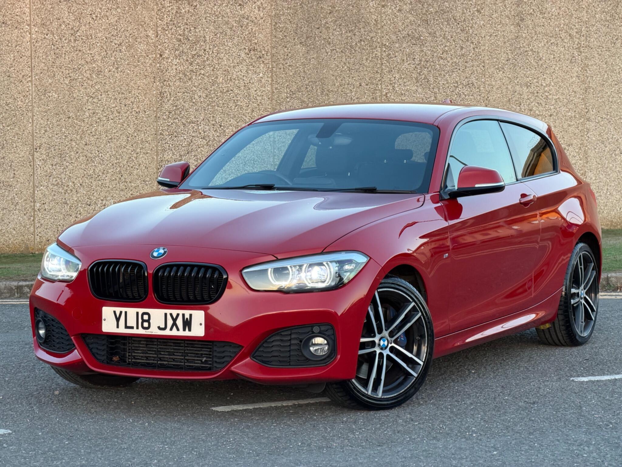 BMW 1 Series view 8