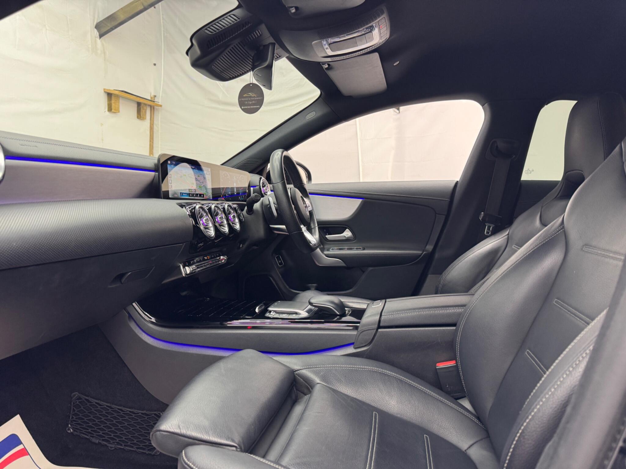 Mercedes-Benz Cla view 19