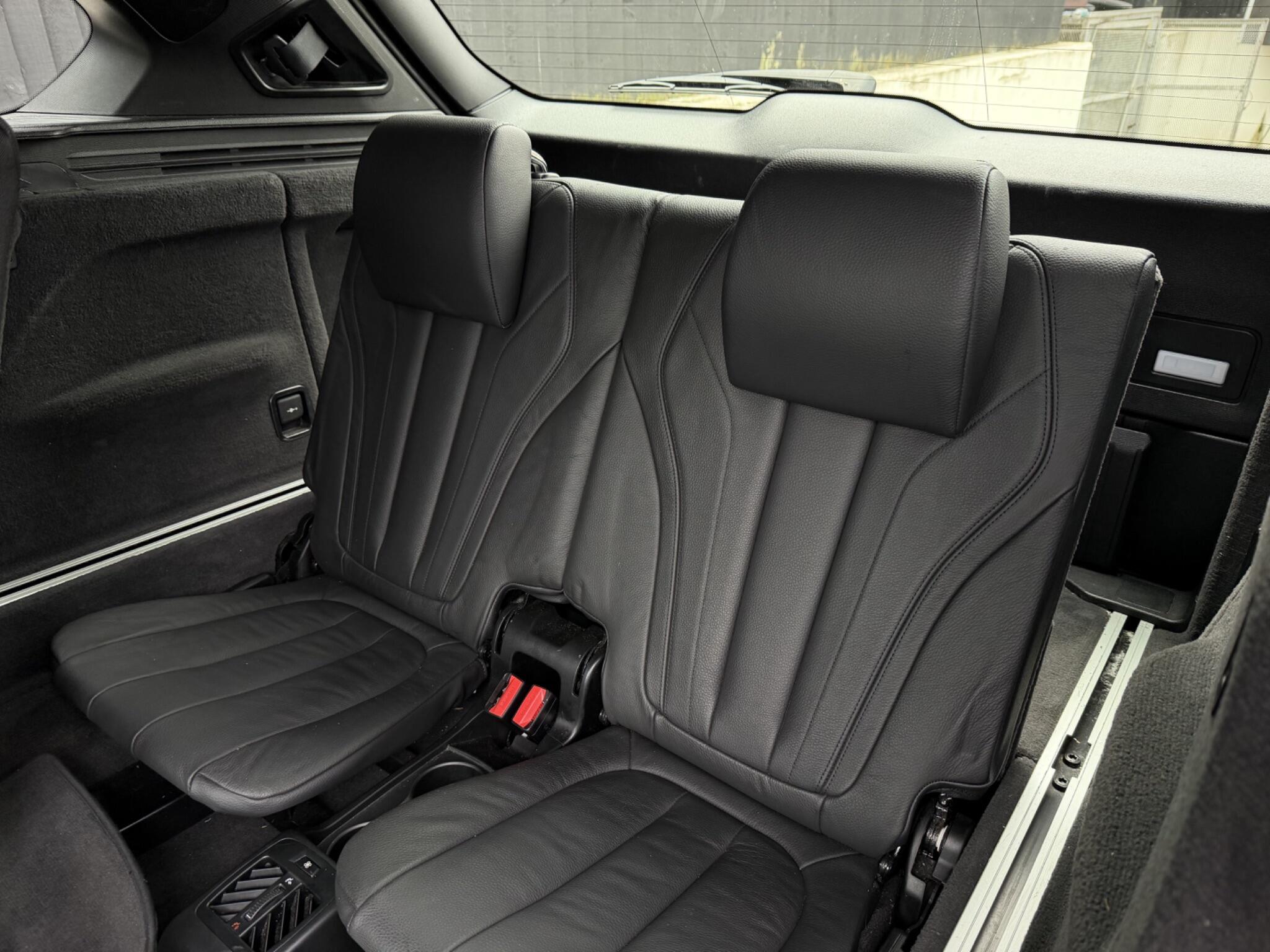 BMW X5 view 21
