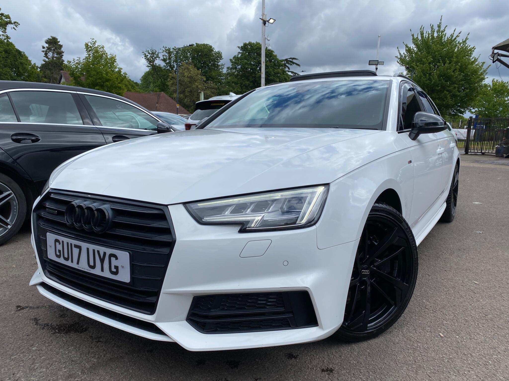 Audi A4 Avant view 6