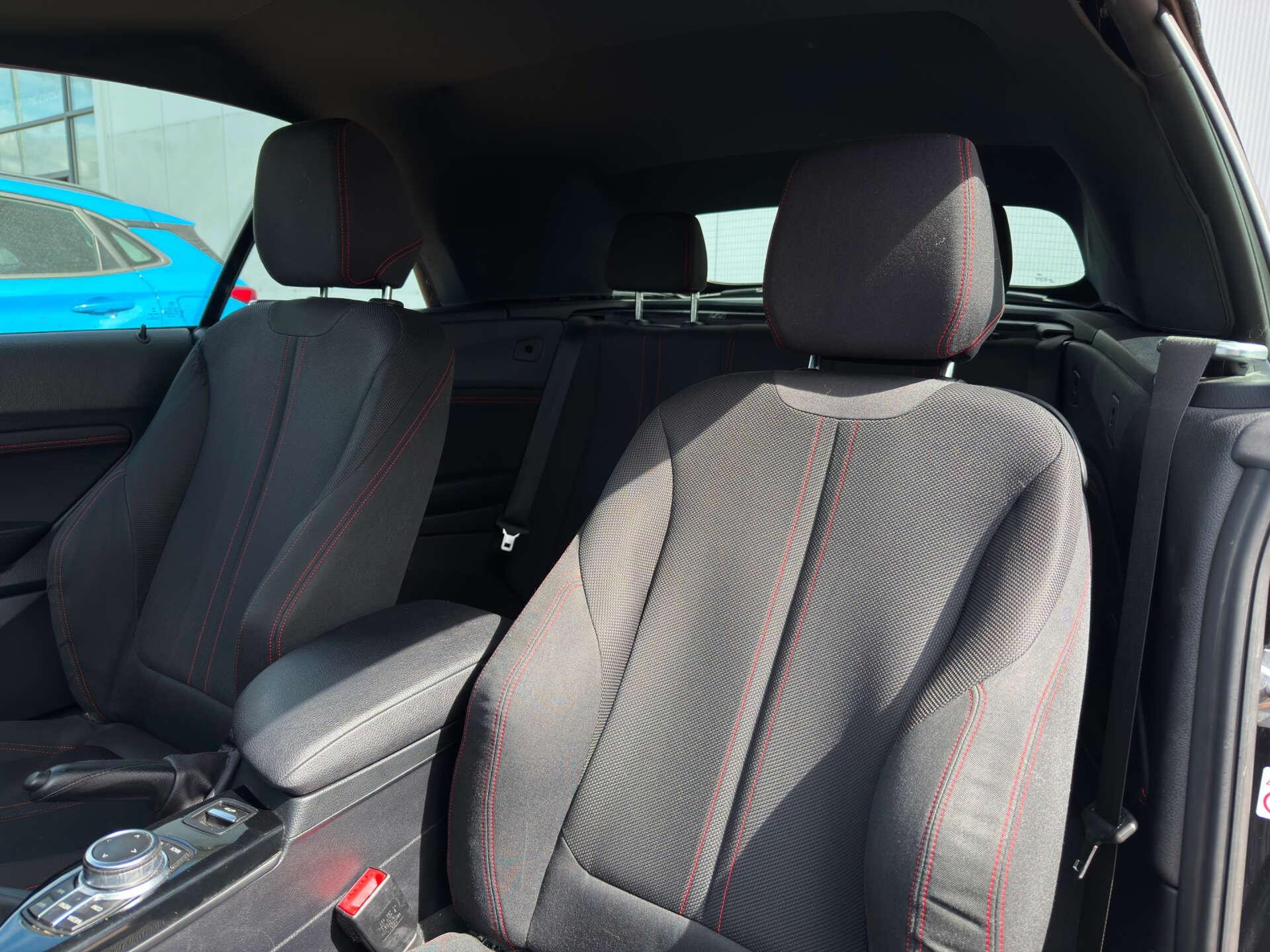 BMW 2 Series view 36